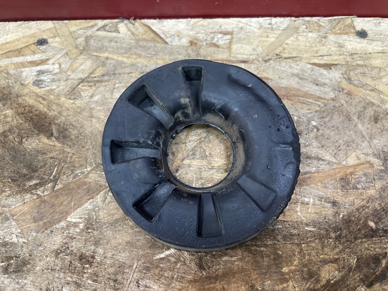 Верхняя опора    пружины