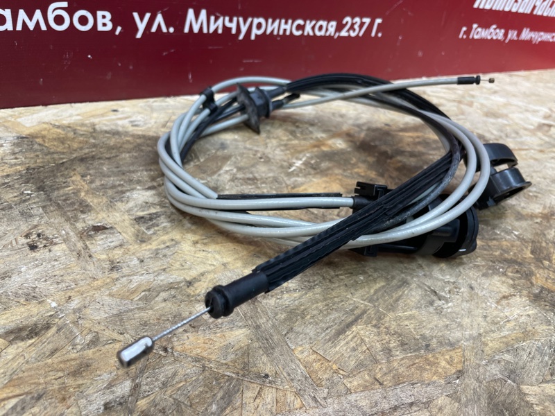 Трос замка капота