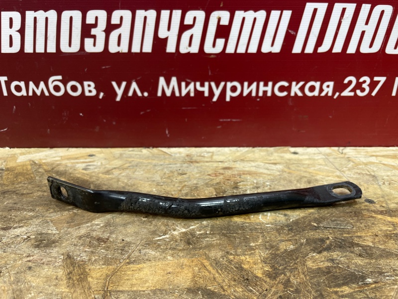 Кронштейн подрамника