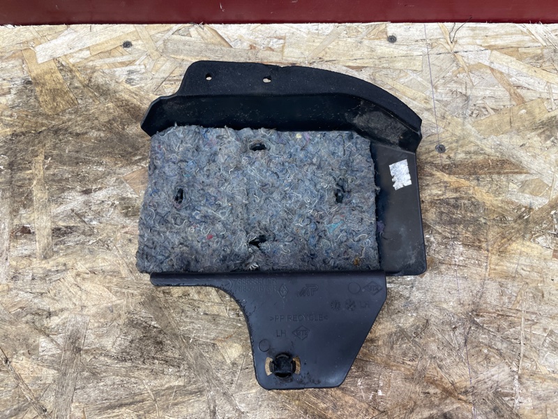 Кронштейн бампера