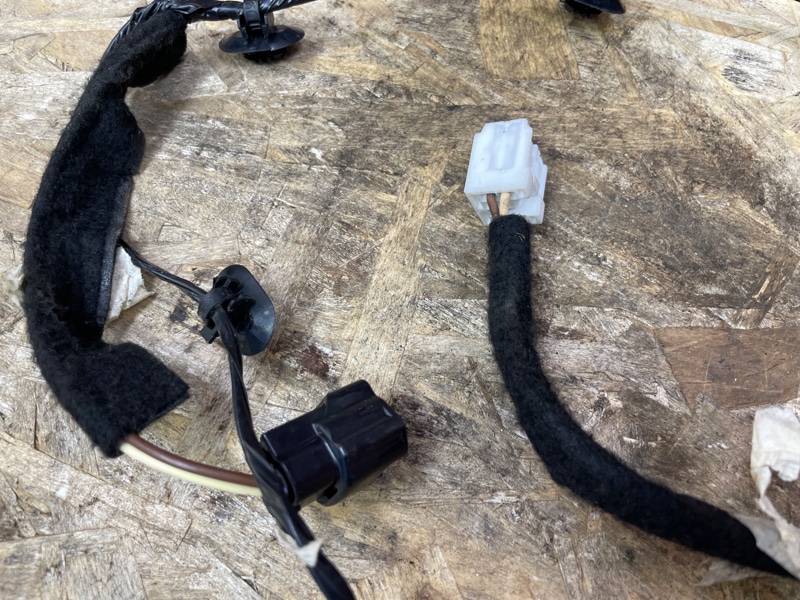 Проводка двери