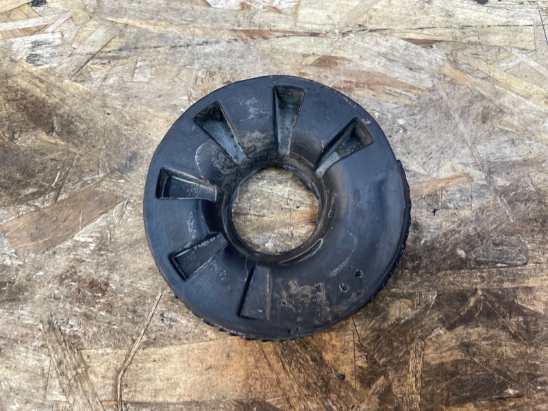 Верхняя опора    пружины