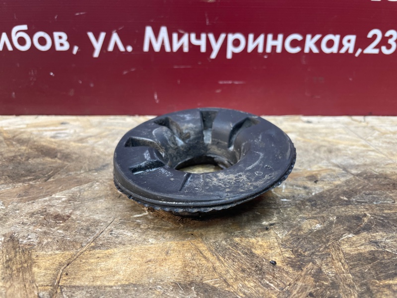 Верхняя опора    пружины