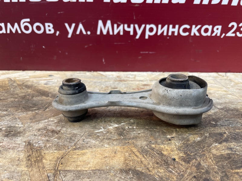 Опора двигателя