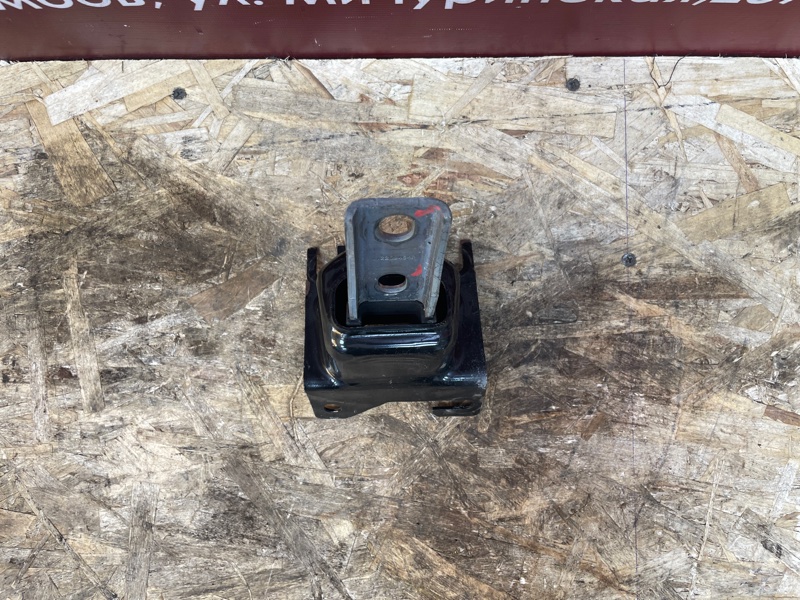 Опора двигателя