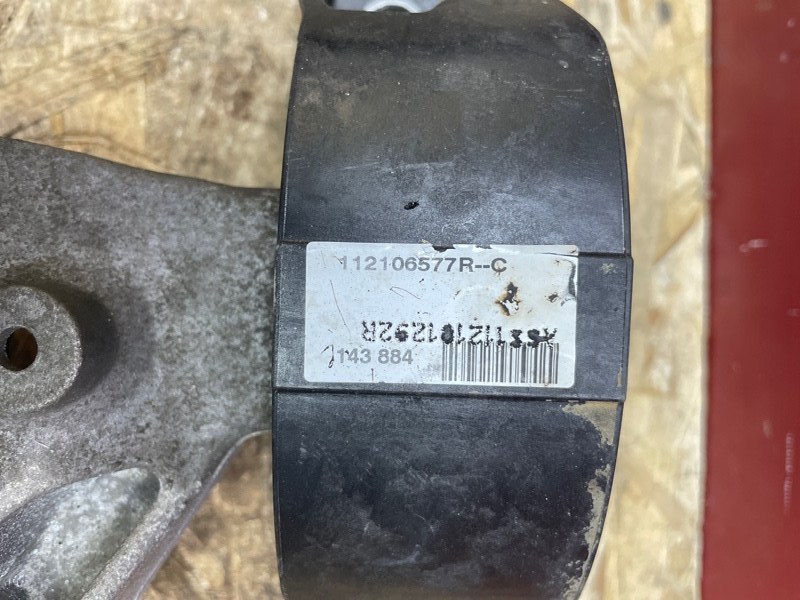 Опора двигателя