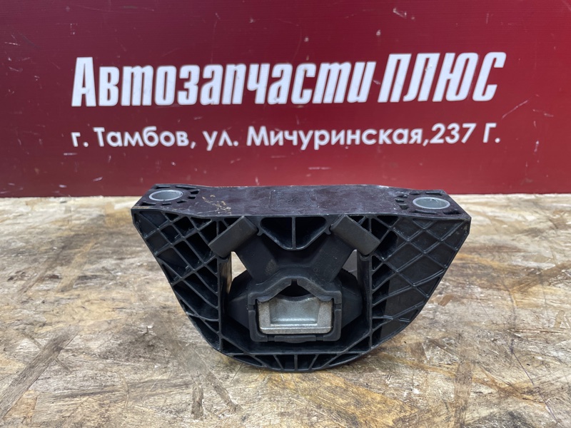 Опора двигателя