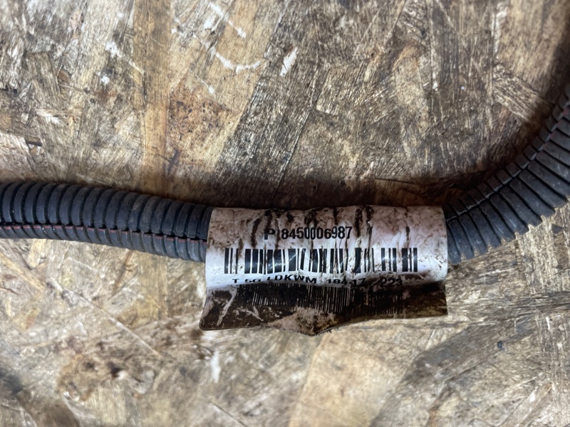 Клемма аккумулятора (минусовая)