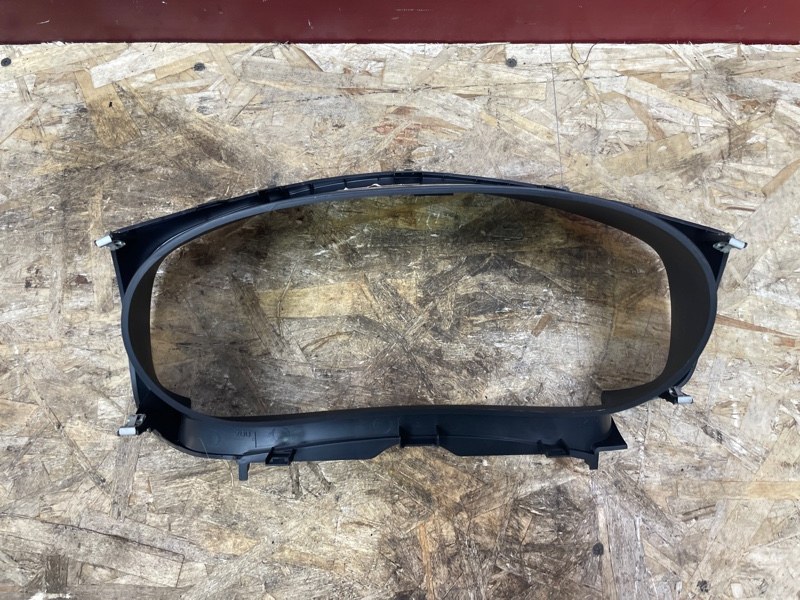 Козырек щитка приборов