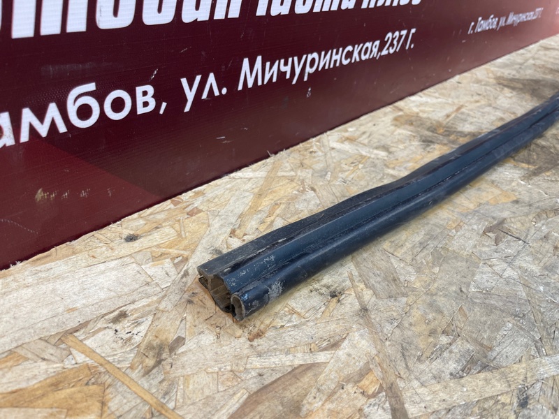 Уплотнитель жабо