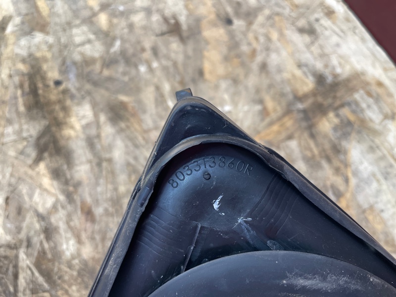 Уплотнитель стекла      двери