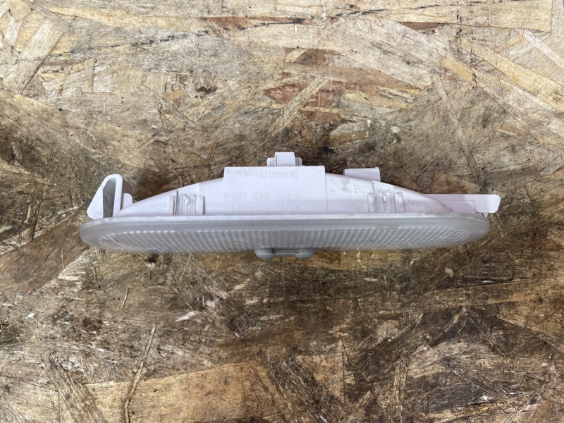 плафон освещения салона