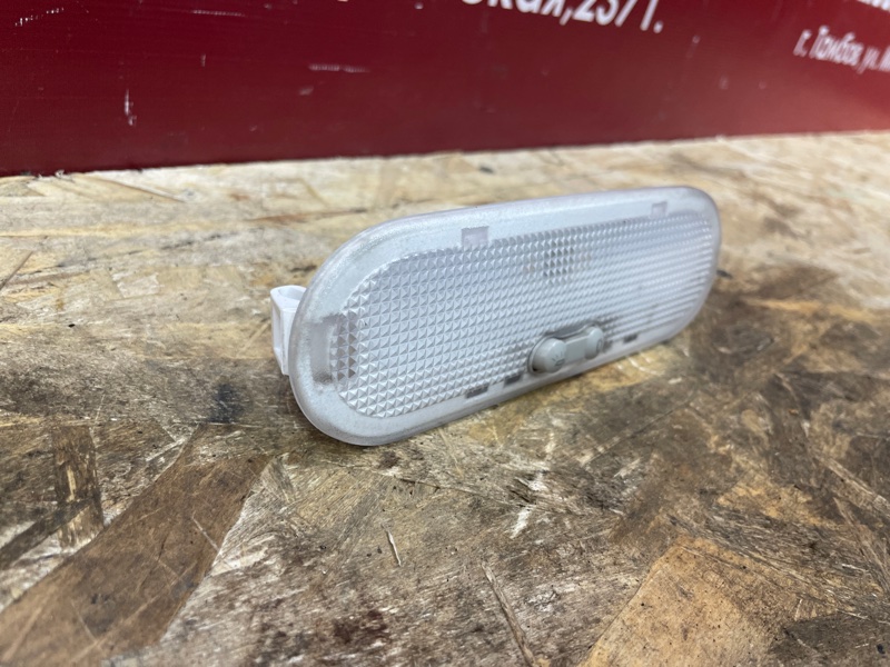 плафон освещения салона