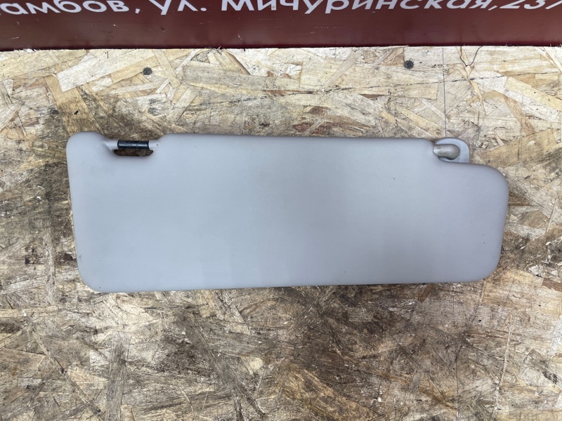 Козырек солнцезащитный