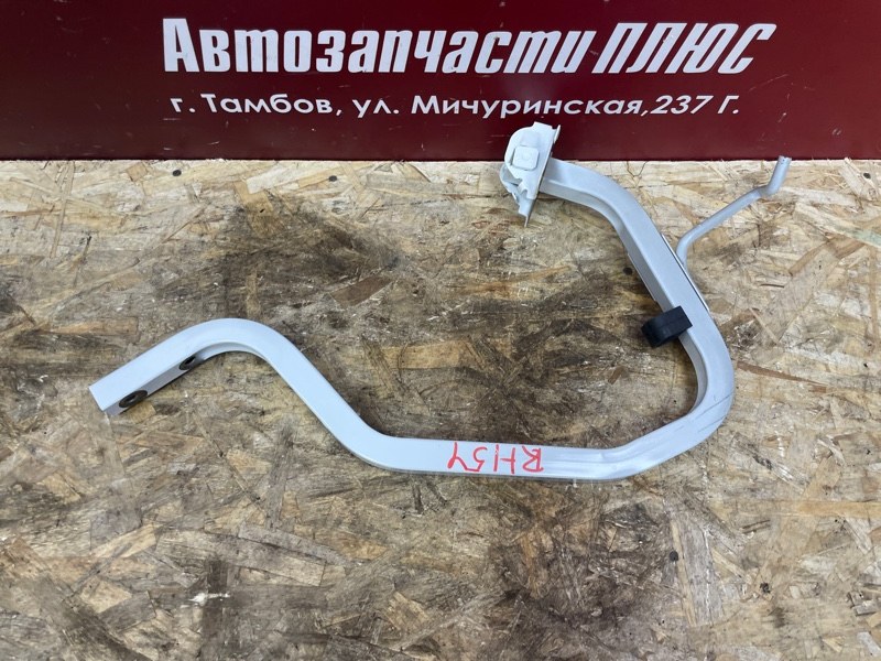 Петля крышки багажника