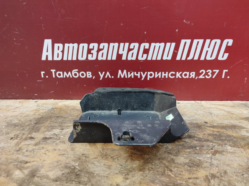 Кронштейн бампера