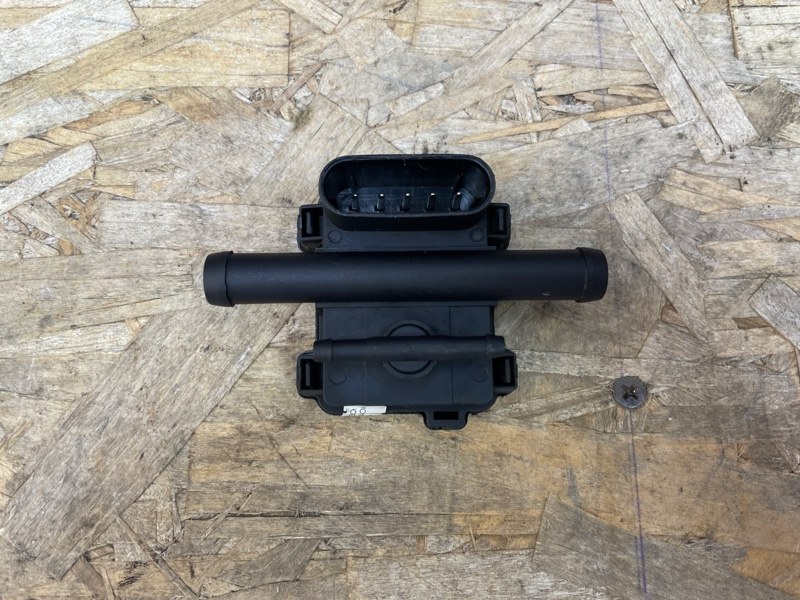 Датчик абсолютного давления воздуха