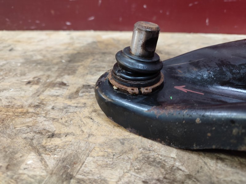 Рычаг подвески