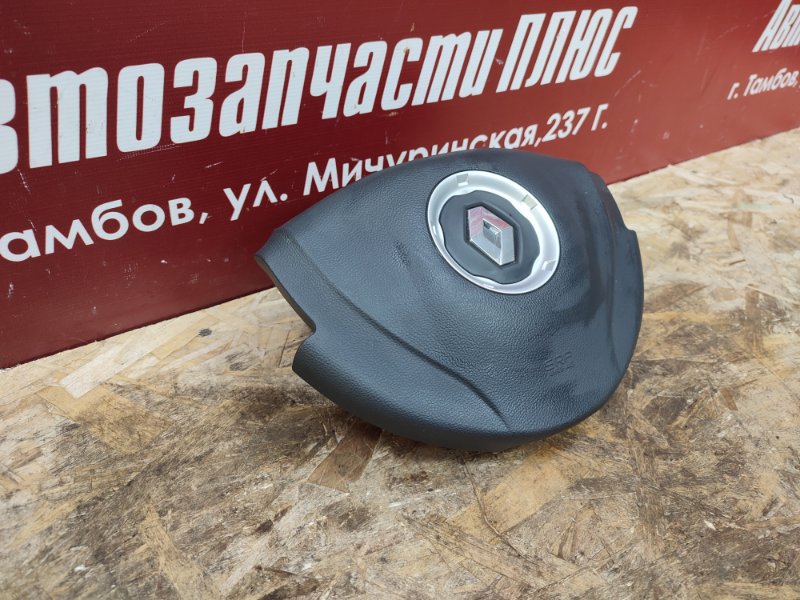 Подушка безопасности водителя