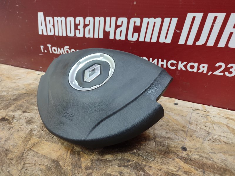 Подушка безопасности водителя