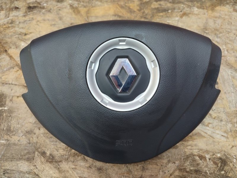 Подушка безопасности водителя