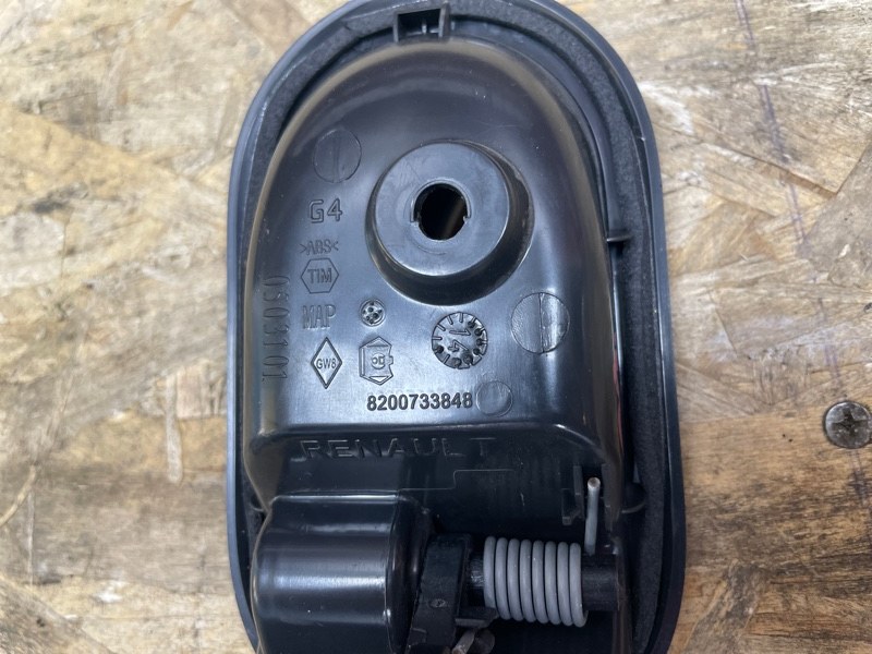 Внутренняя  ручка двери