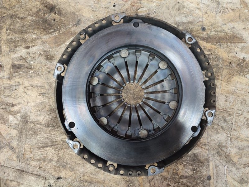 Корзина сцепления