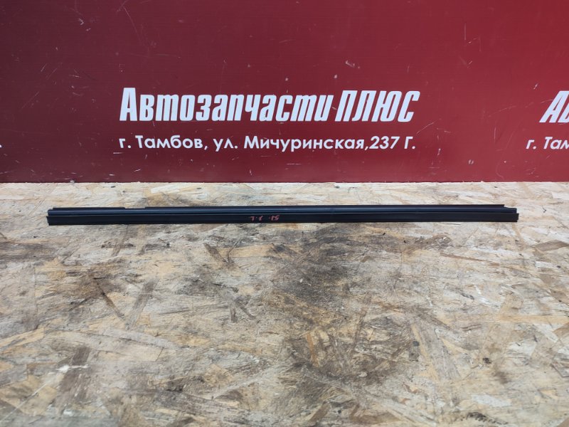 Уплотнитель стекла двери внутренний