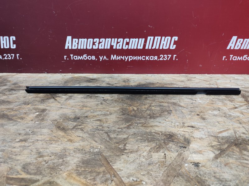 Уплотнитель стекла двери внутренний