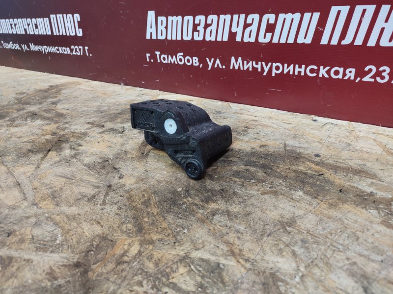 Абсорбер двери