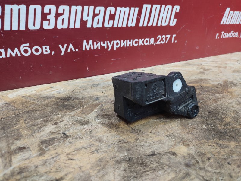 Абсорбер двери