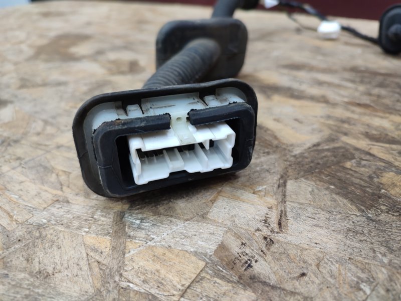 Проводка двери