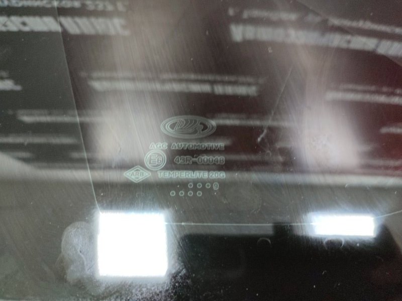 Форточка кузова