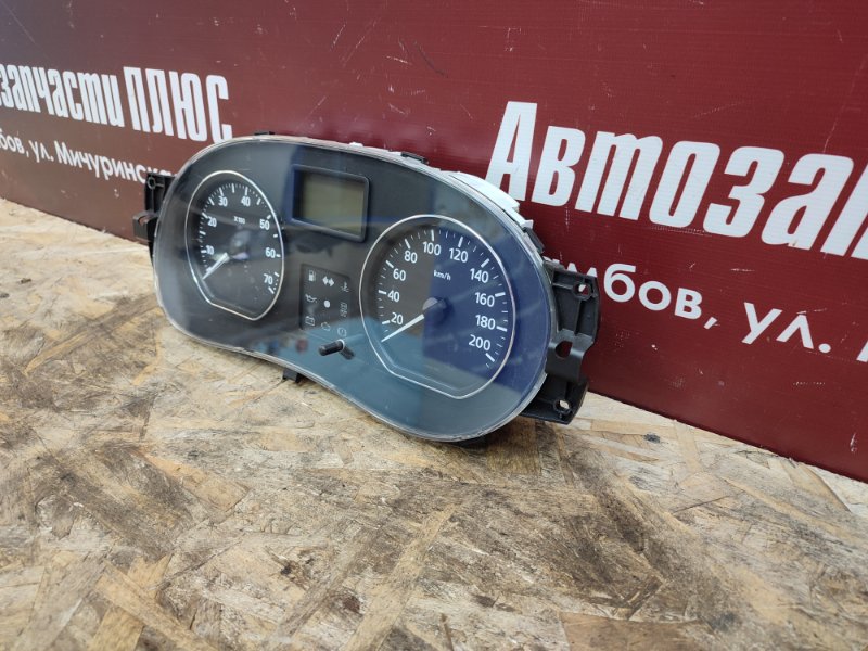 Щиток приборов