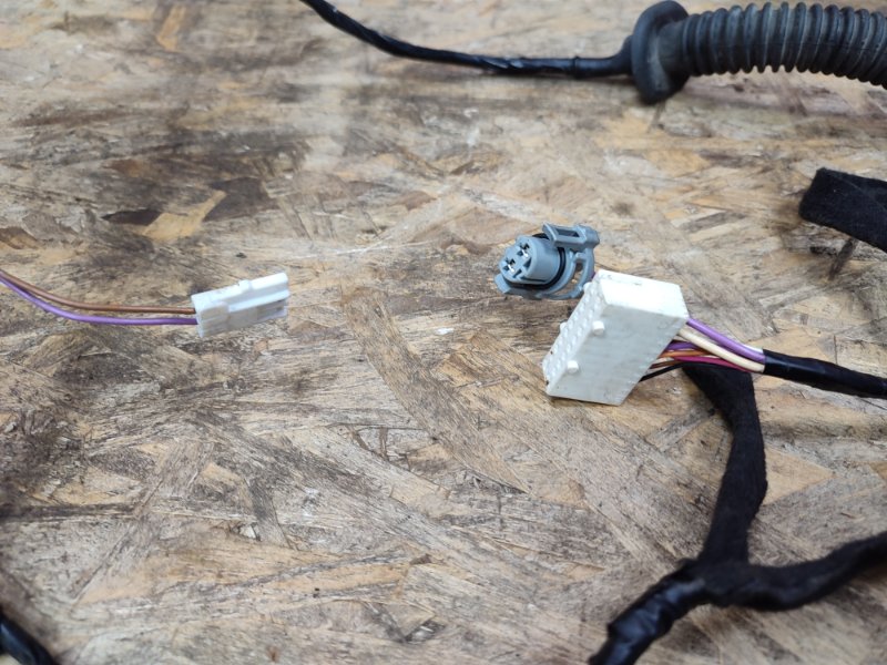 Проводка двери