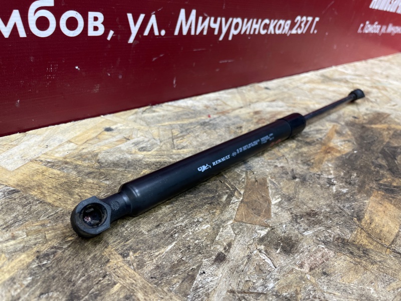 Амортизатор багажника