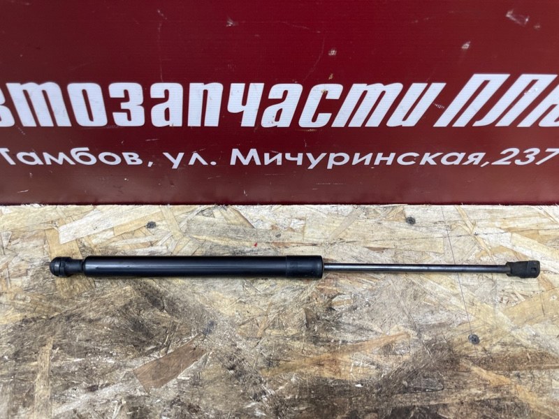 Амортизатор багажника