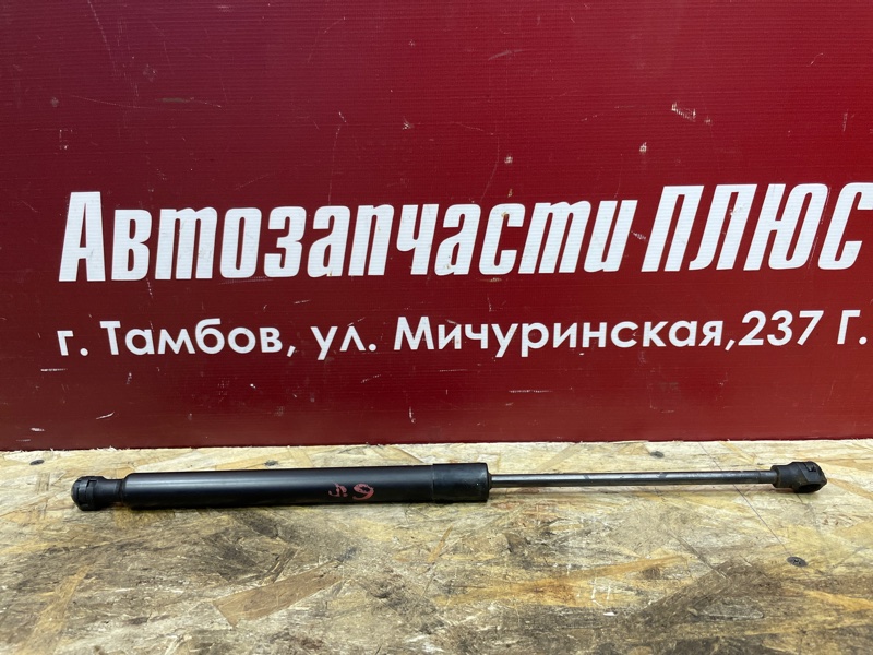 Амортизатор багажника