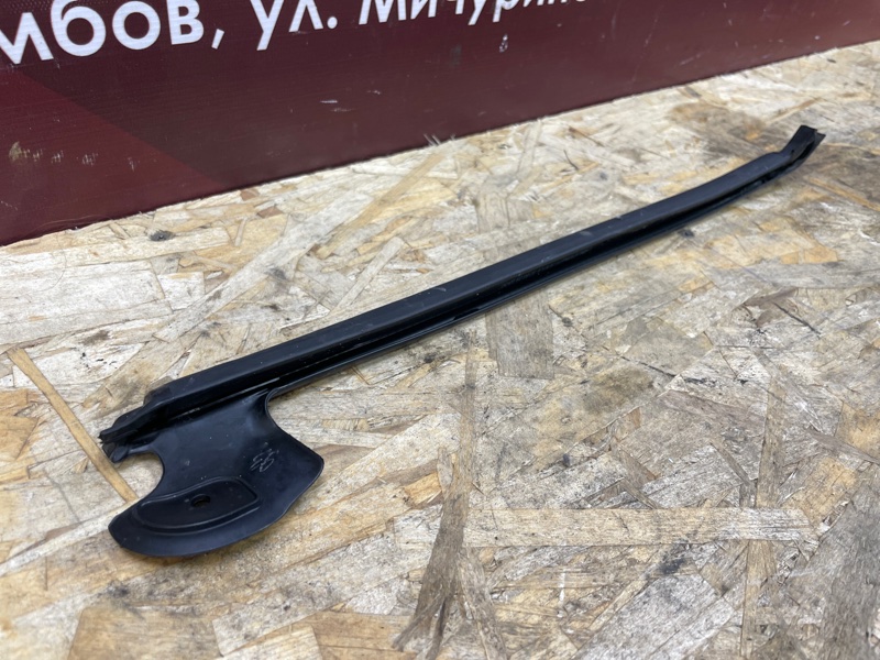 Уплотнитель двери