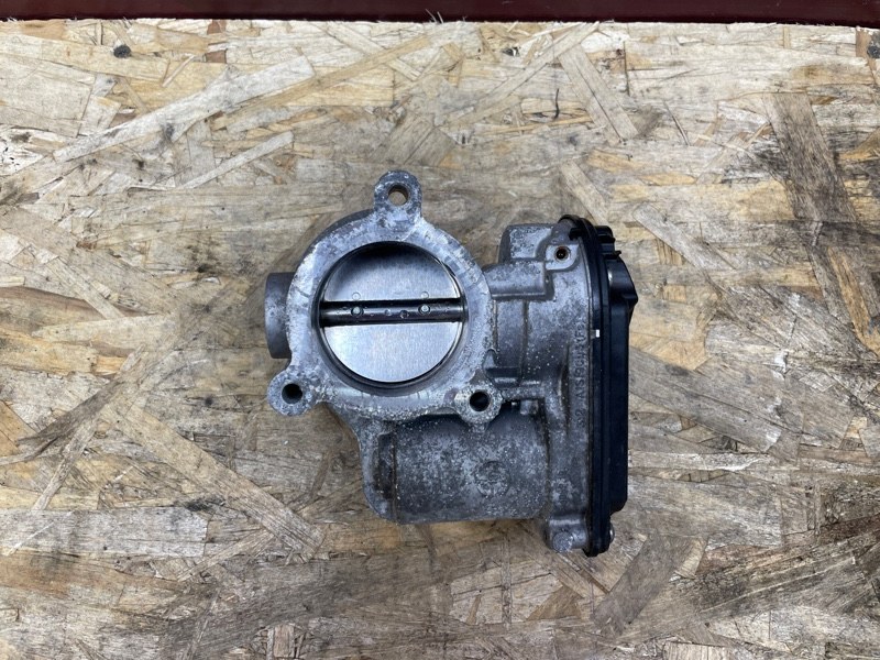 Дроссельная заслонка