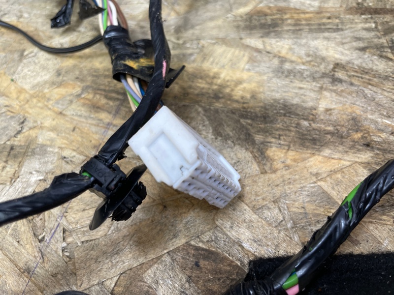 Проводка двери