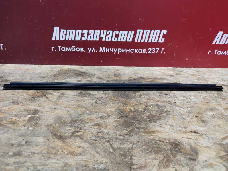 Уплотнитель стекла двери внутренний