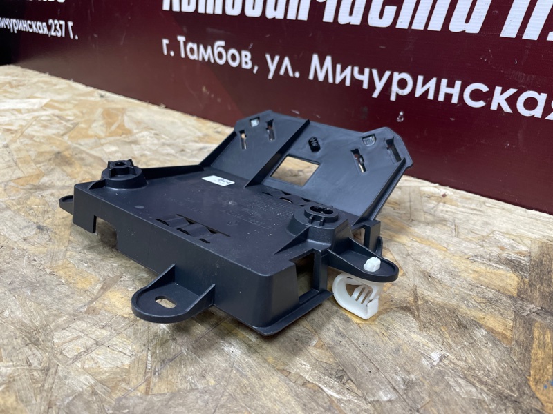 Кронштейн блока комфорта