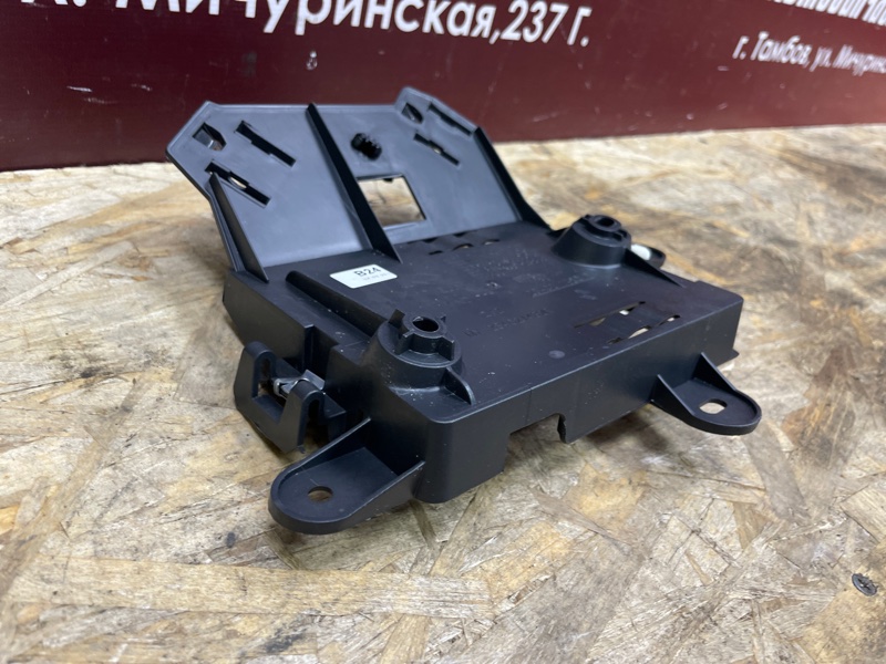 Кронштейн блока комфорта