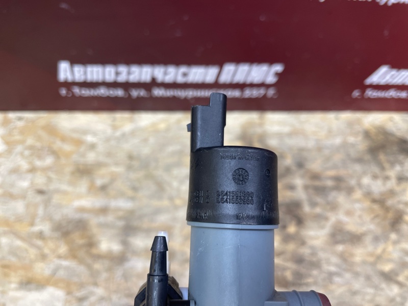 Моторчик бачка омывателя