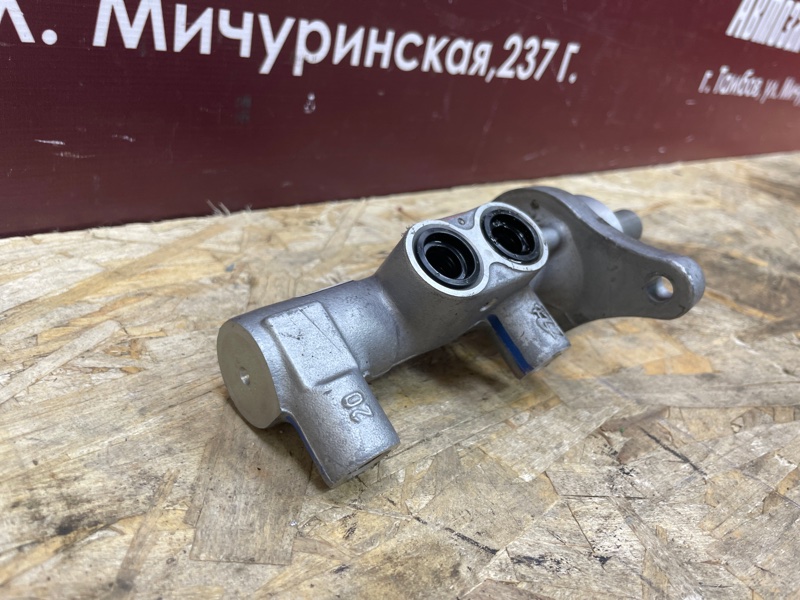 Главный тормозной цилиндр