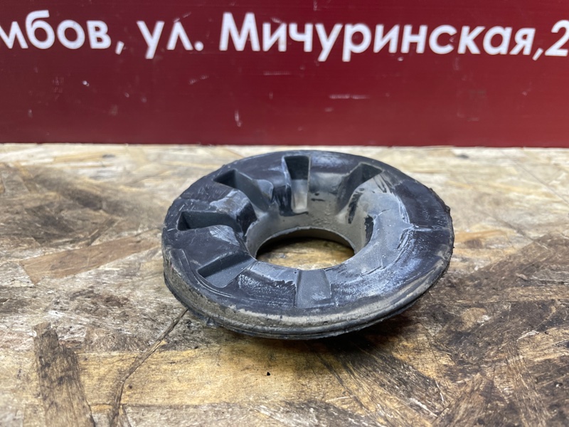 Верхняя опора    пружины