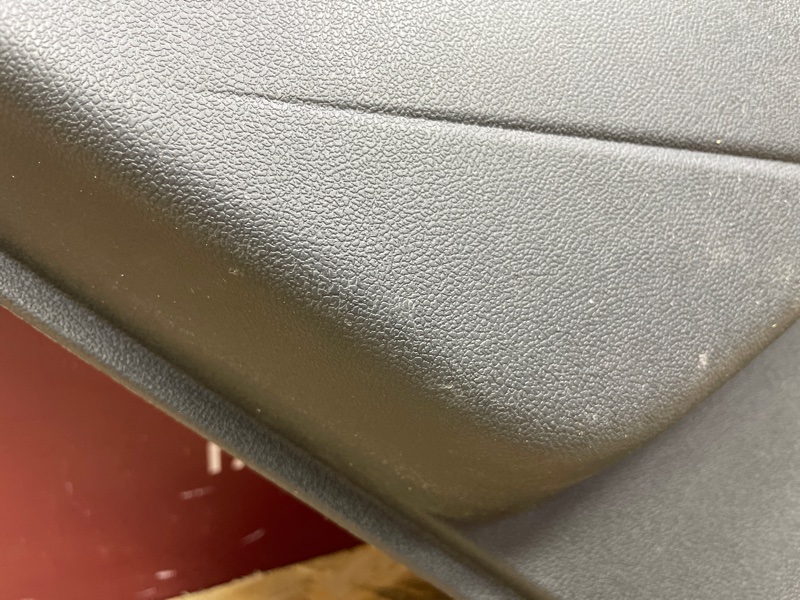 Обшивка боковой двери