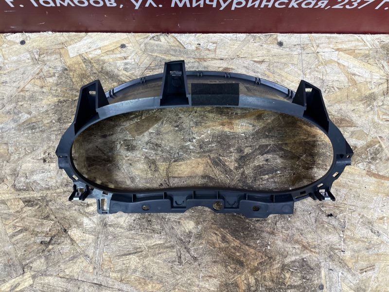 Козырек щитка приборов