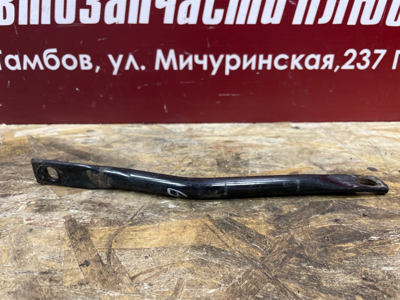 Кронштейн подрамника